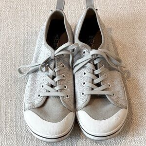 Keen Beige Women’s Elsa Lace-Up Sneaker